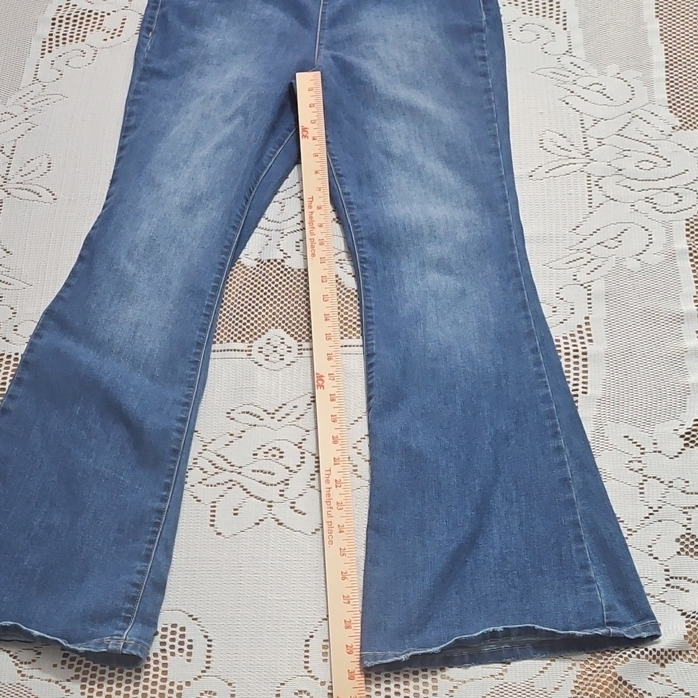 Jessica Simpson Blue Flare Wide Leg Jeans - Picture 5 of 11